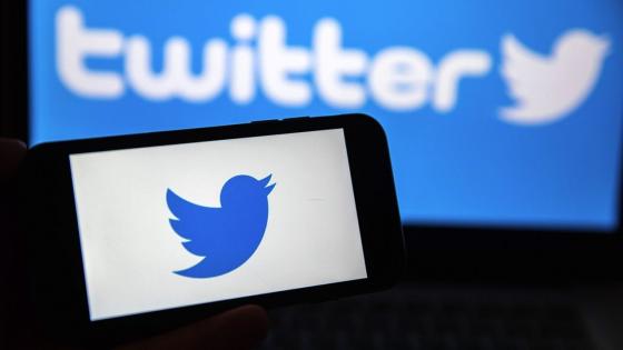 In this photo illustration, a twitter logo is seen displayed on a smartphone screen and a laptop screen in the background. Elon Musk terminated the purchasing agreement of the social media company Twitter for approximately $ 44 billion. - Onur Dogman / SOPA Images//SOPAIMAGES_SOPA011043/2207090745/Credit:SOPA Images/SIPA/2207090802
