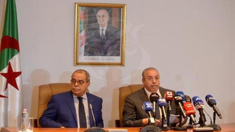 علي عون يتسلم مهامه على رأس وزارة الصناعة والإنتاج الصيدلاني