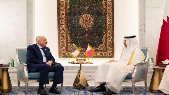 عطاف يلتقي نظيره القطري على هامش الدورة الثانية لمنتدى الاقتصاد والتعاون العربي مع دول آسيا الوسطى وأذربيجان