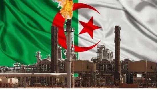 رويترز: الجزائر تدرس خيارات جديدة لرفع أسعار الغاز للمشترين في أوروبا