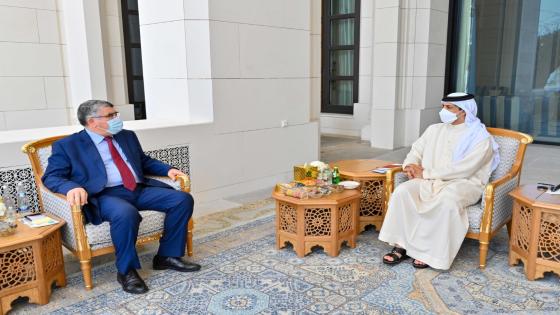 سفير الجزائر بالإمارات يلتقي الشيخ منصور بن زايد نائب رئيس الوزراء الإماراتي.