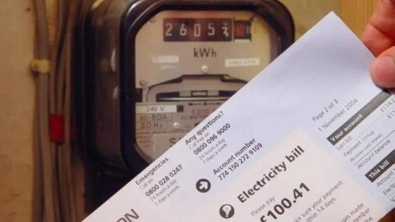 أكثر من 100 ألف مواطن بريطاني ينضمون لحملة رفض دفع فواتير الغاز والكهرباء