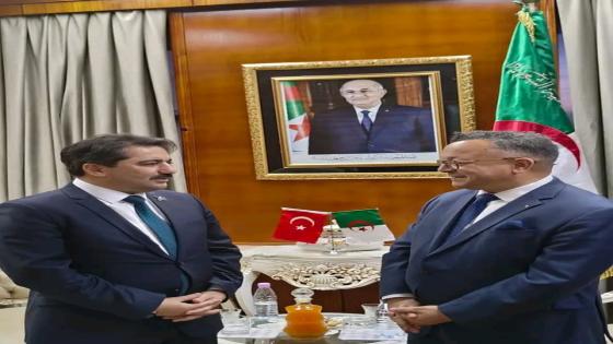 بداري يتباحث مع السفير التركي في الجزائر