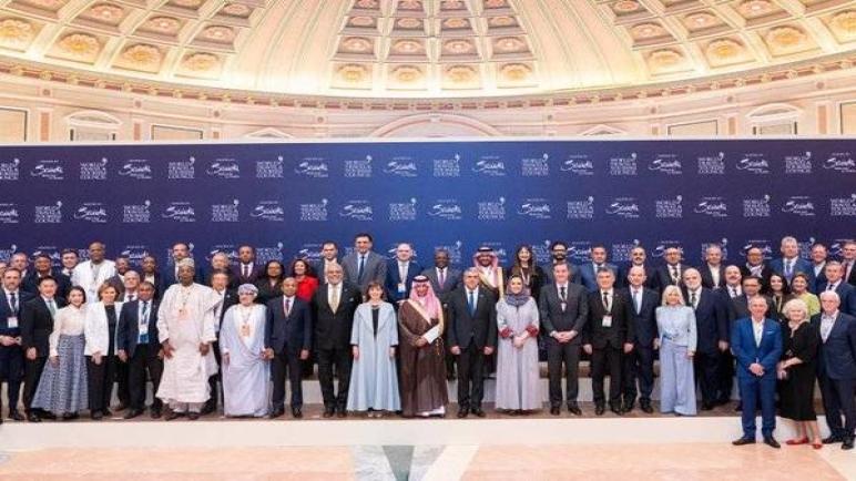 القمة العالمية للسفر والسياحة تبدأ أعمالها في الرياض تحت شعار (السفر من أجل مستقبل أفضل)