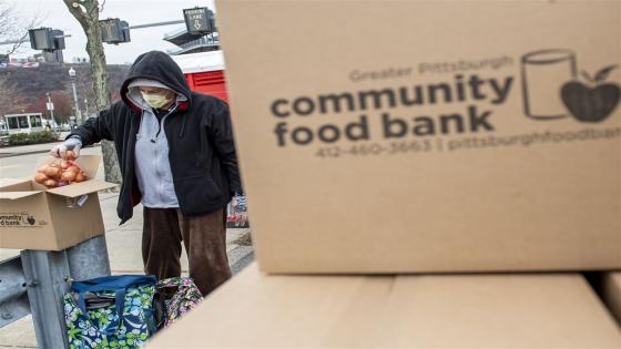 عودة الطوابير أمام بنوك الطعام مع ارتفاع التضخم بالولايات المتحدة