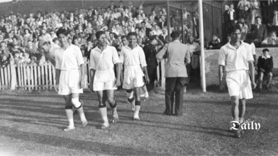 هل انسحبت الهند حقاً من كأس العالم لعام 1950 لأن لاعبيها مُنعوا من اللعب حفاة القدمين؟