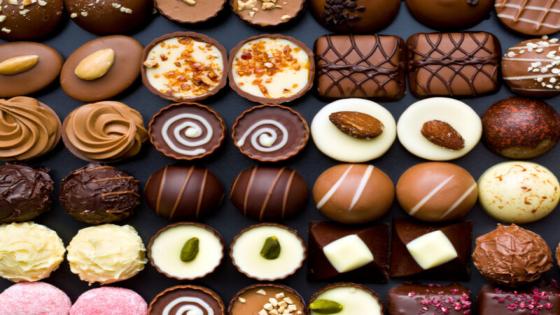 دراسة صادمة: تناول الشوكولا فور الاستيقاظ يساعد على حرق الدهون
