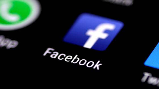 فيسبوك يحظر طالبان ويحذف المحتوى الداعم لها