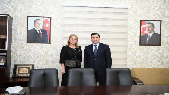 سفيرة الجزائر بأذربيجان تبحث سبل تعاون المعهد الوطني للبترول مع المعاهد والجامعات الأذرية.