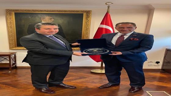 وزارة الخارجية التركية تكرم السفير مراد عجابي عقب إنتهاء مهامه.