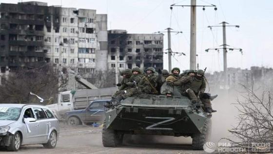 روسيا تطالب أوكرانيا بتسليم ماريوبول خلال ساعات