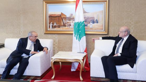 لعمامرة يلتقي رئيس الوزراء اللبناني نجيب ميقاتي في قطر