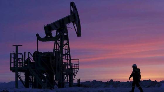 أسعار النفط ترتفع مع عودة الضغوطات الغربية على روسيا