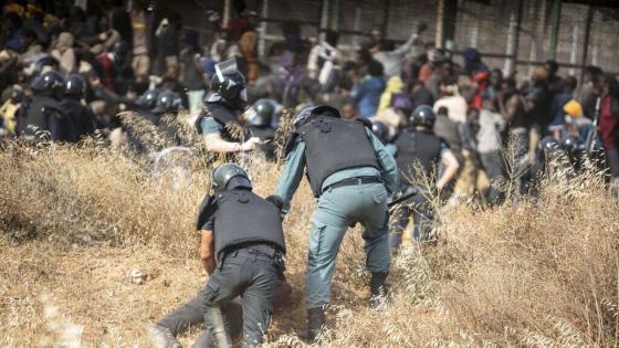 “هيومن رايتس ووتش” تدعو إلى تحقيق مستقل بشأن المجزرة عند الحدود بين إسبانيا والمغرب