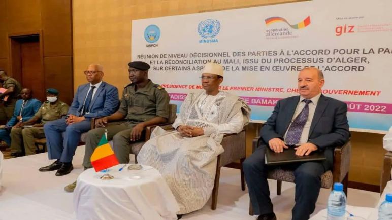السفير الجزائري في مالي يحضر اجتماعات حول تطبيق اتفاقية الجزائر بين الحكومة المالية والحركات الانفصالية