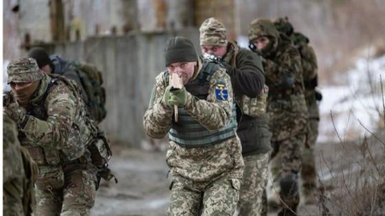 كندا تبدي استعدادها لتدريب 10 آلاف جندي أوكراني ببريطانيا