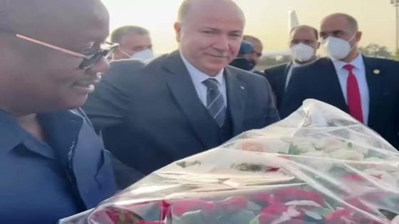 رئيس ‎غينيا بيساو يضع إكليلا من الزهور أمام النصب التذكاري المخلد لشهداء الثورة التحريرية