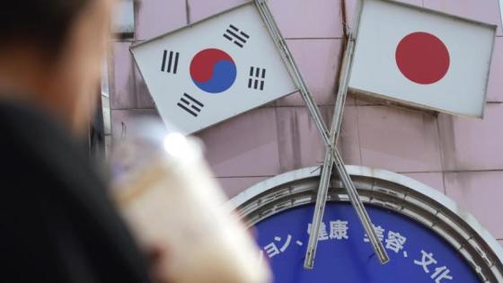 الرئيسان الكوري الجنوبي والياباني يتباحثان هاتفيا للرد على التهديدات النووية لكوريا الشمالية