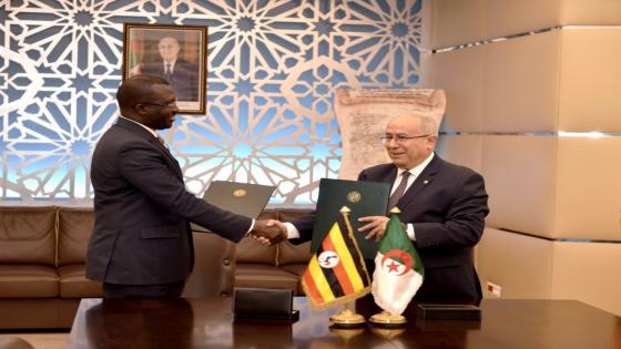 توقيع اتفاقيتين ثنائيتين لتعزيز التعاون الدبلوماسي بين ‎الجزائر وأوغندا