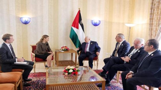 الرئيس الفلسطيني يستقبل المبعوثة الأمريكية للقمة العربية في الجزائر