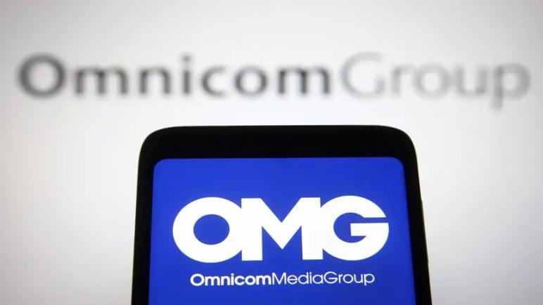 أومينكوم تدعو عملاءها لوقف الإعلانات عبر تويتر