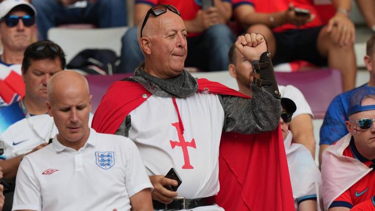 ‏”مسيئة وتثير حساسية ثقافية”.. فيفا يحظر “الأزياء الصليبية” في كأس العالم