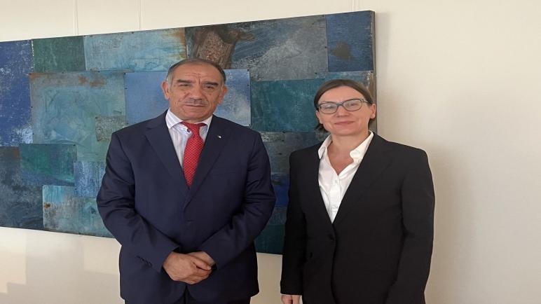 سفير الجزائر بالأمم المتحدة يلتقي رئيسة لجنة الصليب الاحمر الدولي.