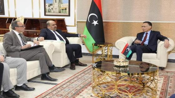 وزير الإقتصاد الليبي يؤكد على تقديم التسهيلات اللازمة للشركات الجزائرية المشاركة بالمعرض الثاني “صنع في الجزائر”.