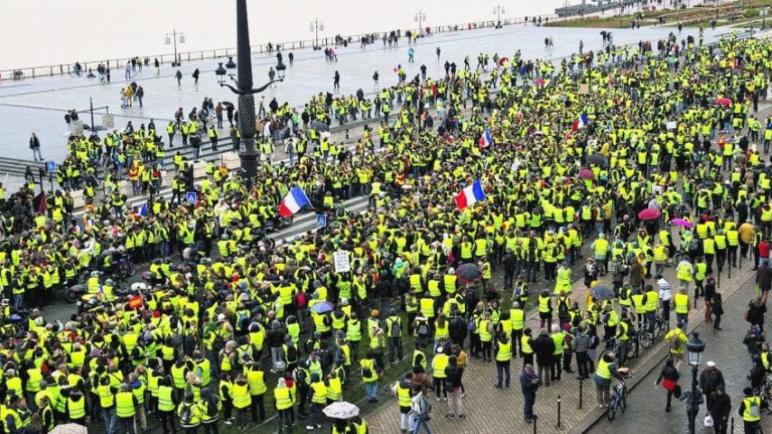 مظاهرات في ‎فرنسا ضد مشروع قانون رفع سن التقاعد إلى 65 عاما