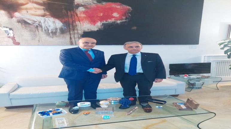 سفير الجزائر بروما يجري محادثات مع الأمين العام لوزارة الخارجية الايطالية.