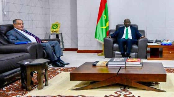 وزير الخارجية الموريتاني يتباحث مع السفير الجزائري