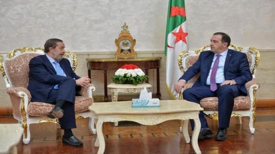 سفير اسبانيا بالجزائر يشيد بالتوجه السياسي والاقتصادي الذي تعرفه الجزائر