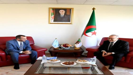 وزير الإتصال يستقبل المنسق المقيم للأمم المتحدة بالجزائر