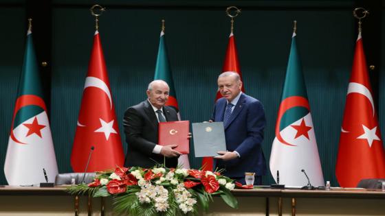 التوقيع على الإعلان المشترك للاجتماع الأول لمجلس التعاون رفيع المستوى وعدة اتفاقيات تعاون ثنائية بين الجزائر وتركيا