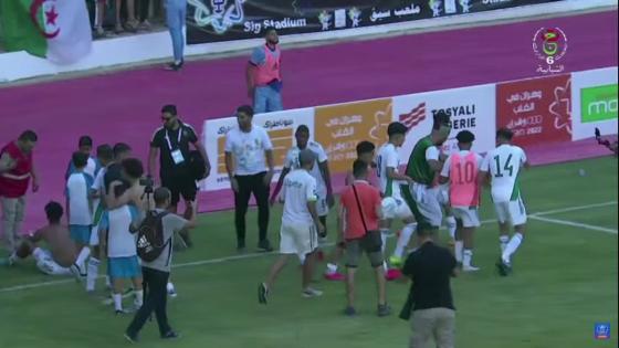 الجزائر تفوز على إسبانيا في افتتاح منافسة كرة القدم للألعاب المتوسطية