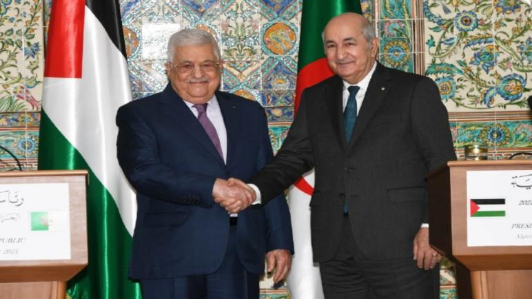 الرئيس الفلسطيني يشارك في إحتفالات عيد الإستقلال