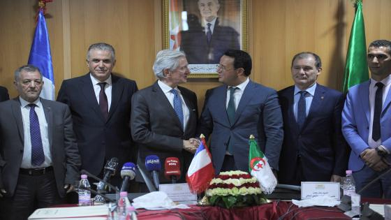 تنصيب المجموعة البرلمانية للصداقة الجزائر – فرنسا