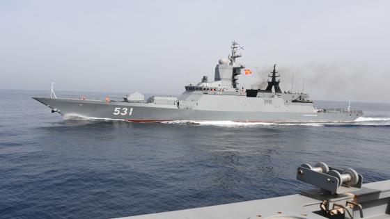 مغادرة مفرزة السفن الحربية التابعة للأسطول الروسي بعد نهاية المناورة البحرية المشتركة 2022