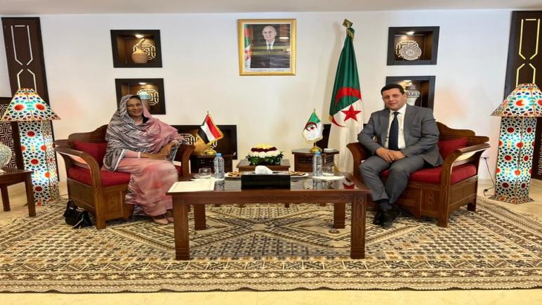 تعزيز التعاون الجزائري – السوداني في مجال السياحة والصناعة التقليدية