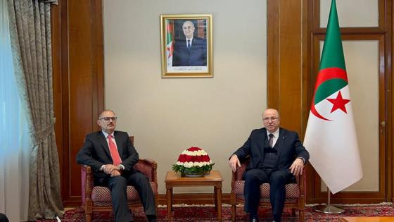 الوزير الأول يستقبل رئيس المحكمة العليا العراقية