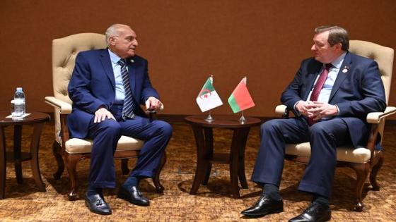 وزير الخارجية أحمد عطاف يلتقي بنظرائه من كينيأ وكوبــا وبيلاروسيــا
