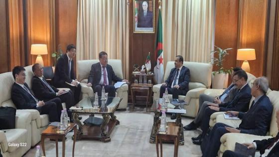 عــرقــاب يستقبل رئيس فريق العمل المتخصص الجزائري الصيني للتعاون في مجال الصناعة النووية