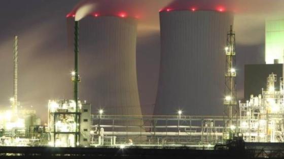 حريق في أكبر محطة نووية في أوروبا إثر قصف روسي وكييف تحذر من كارثة
