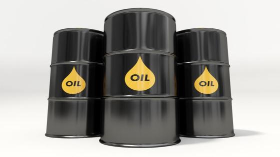 اتفاق خفض إنتاج النفط.. بين النفوذ الأميركي وتحدي الركود العالمي