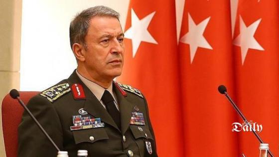 وزير الدافع التركي يهاجم مجلة شارلي إيبدو