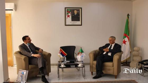وزير الصناعة يستقبل سفير صربيا بالجزائر