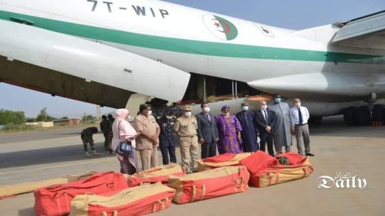الجزائر ترسل الشحنة الثانية من المساعدات لدولة النيجر .