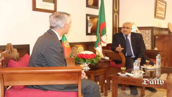 وزير السياحة يستقبل سفير البرتغال بالجزائر