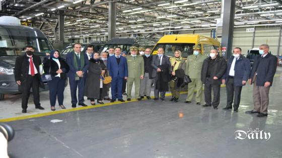 زيارة إعلامية من المجلس الشعبي الوطني إلى الشركة الجزائرية لصناعة السيارات “مرسيدس-بنز”