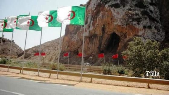 عشرات المغاربة يحاولون اقتحام الحدود